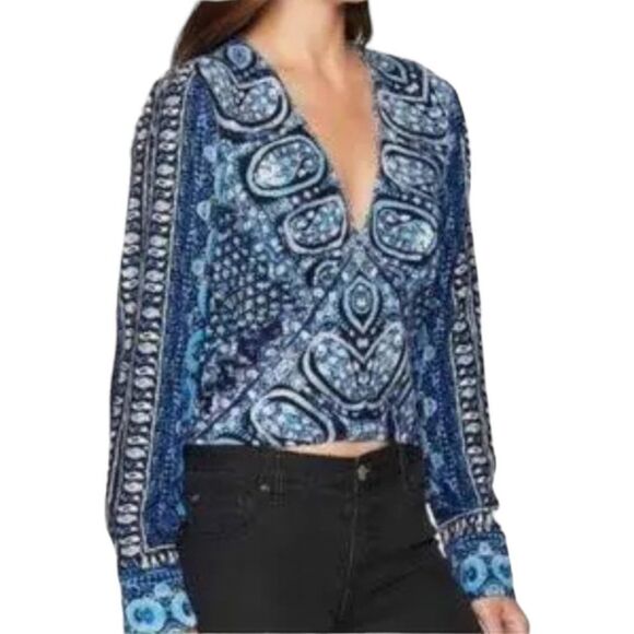 Free People Crop Top Womens XS Blue V-Neck Long Sleeve Paisley Waist Smocked - Picture 4 of 13